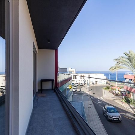 Luxury And Modern Apartment In Porto Moniz Center Екстериор снимка