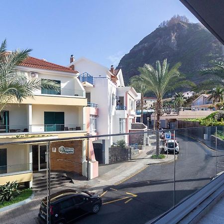 Luxury And Modern Apartment In Porto Moniz Center Екстериор снимка
