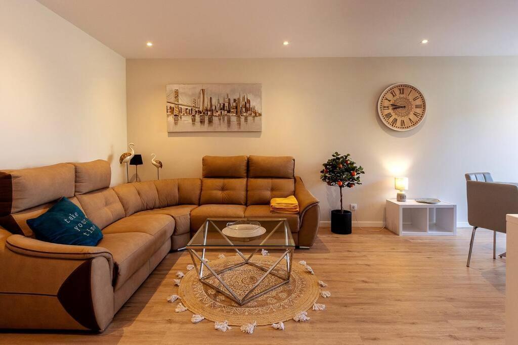 Luxury And Modern Apartment In Porto Moniz Center Екстериор снимка