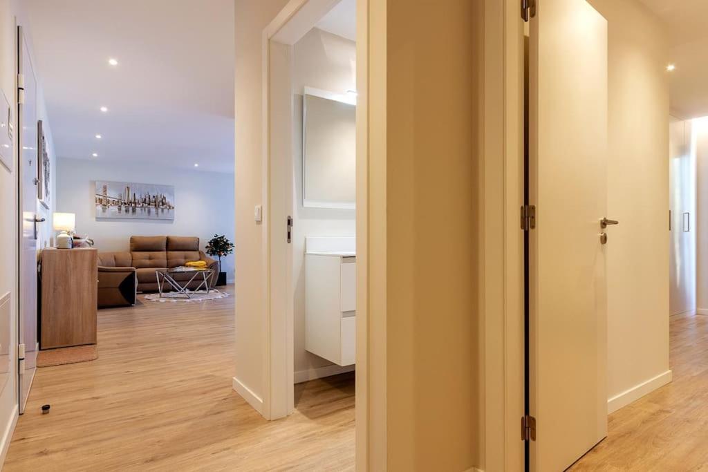 Luxury And Modern Apartment In Porto Moniz Center Екстериор снимка