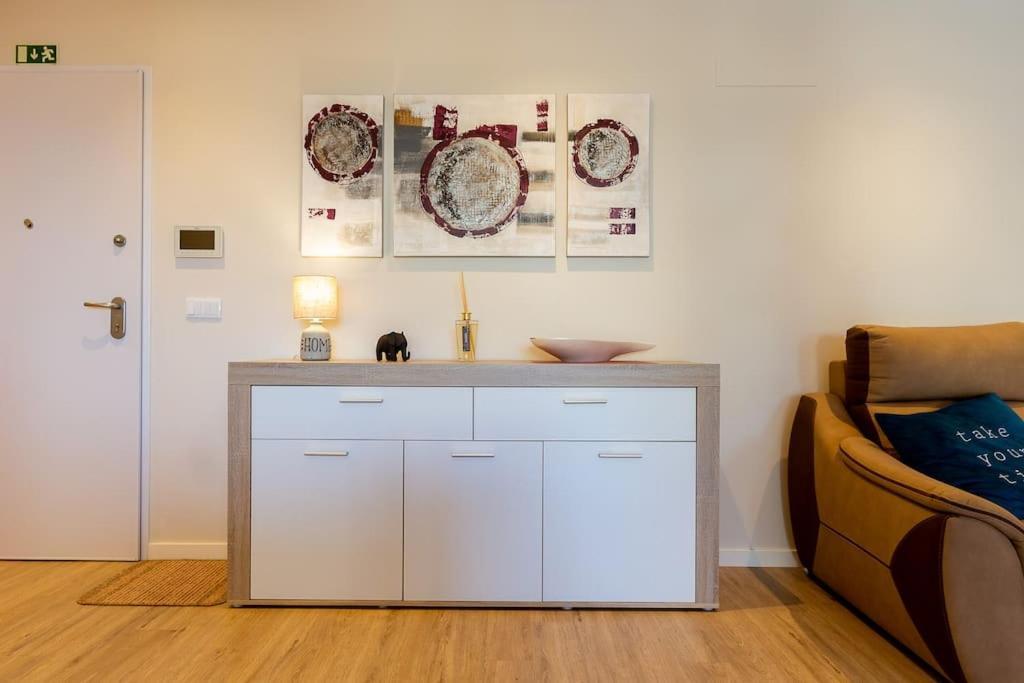 Luxury And Modern Apartment In Porto Moniz Center Екстериор снимка